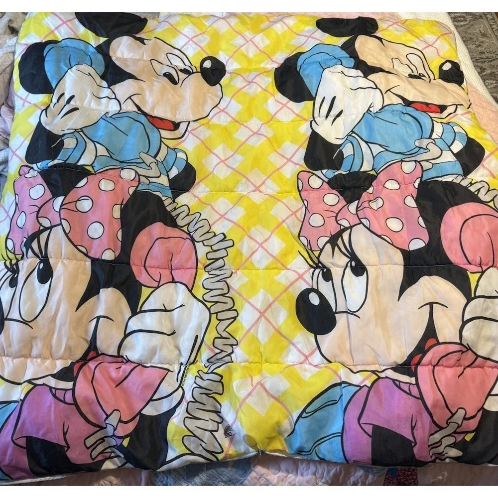 Vintage 1980s  Mickey Minnie Mouse Disney Sleeping Bag To Make Jacket Zipper Wks